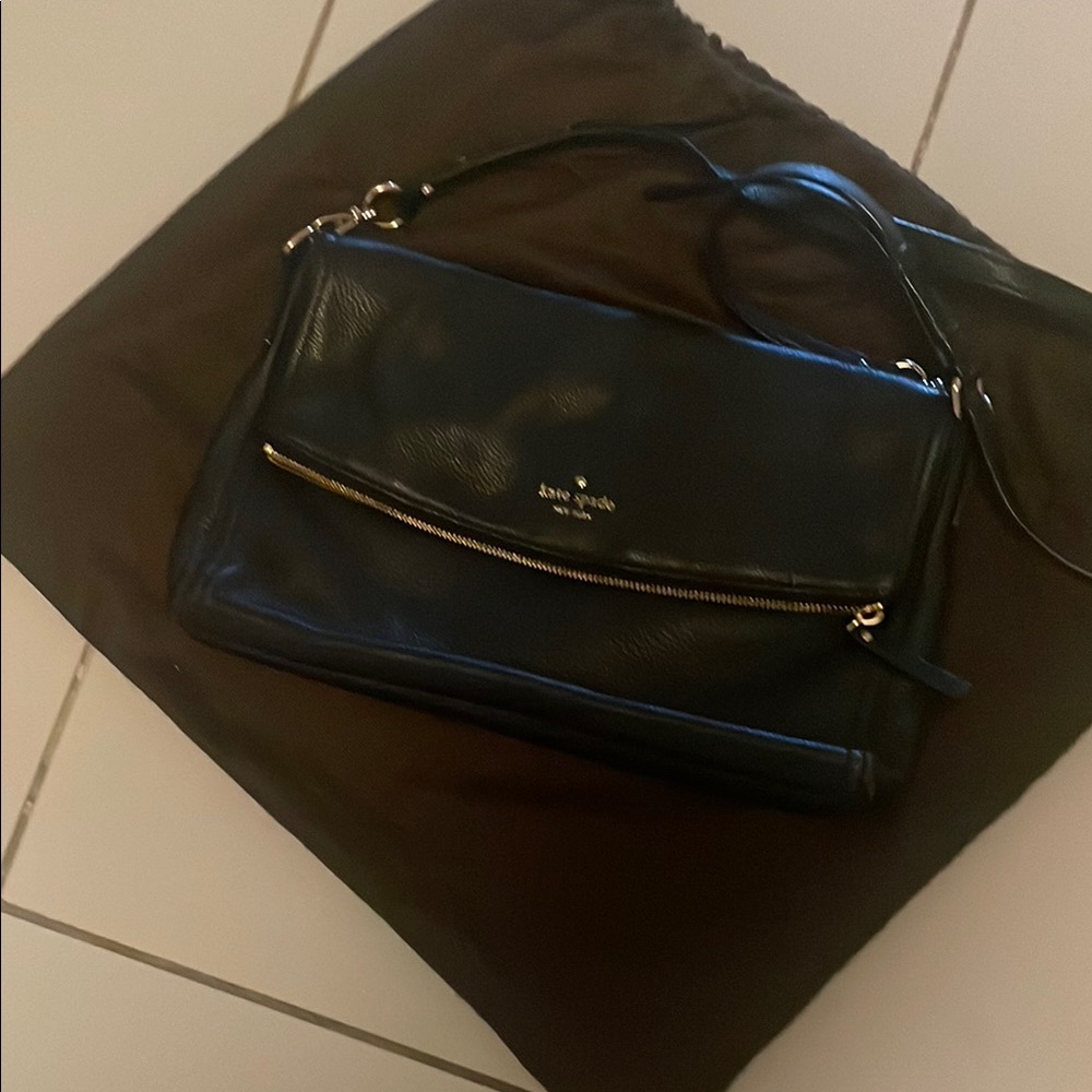 Kate Spade Elegant Black Shoulder Bag